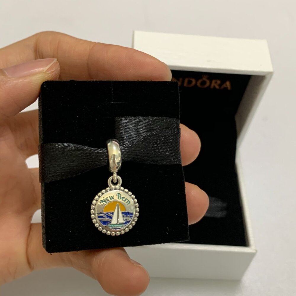 Pendant New Bern Exclusive Charm Pendant S925 Sterling Silver Jewelry